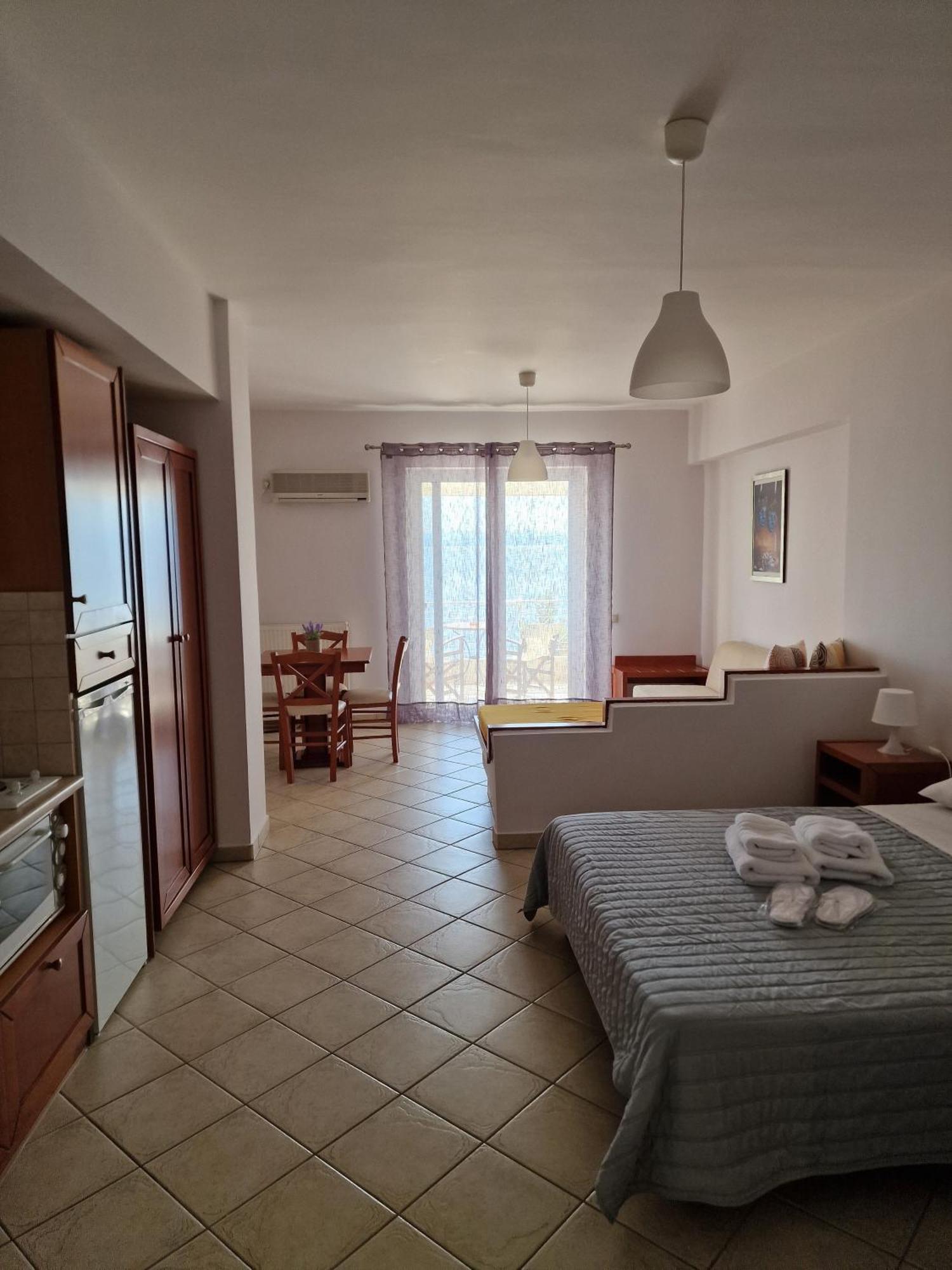 Porto Xronia Aparthotel Khrónia Exterior foto